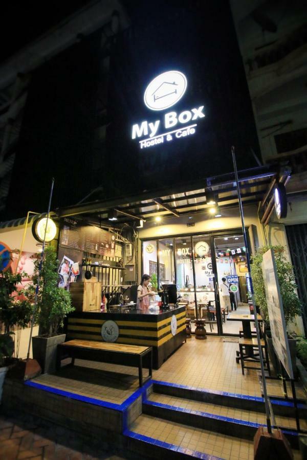 My Box Hostel & Cafe Vientiane Luaran gambar